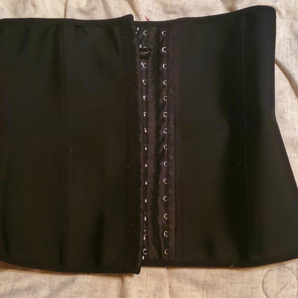 Corset🖤🎀
